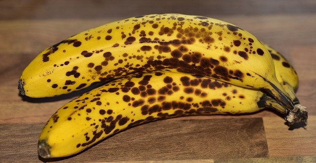 пятна на банане