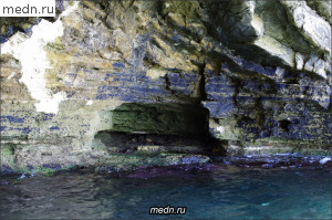 синяя  пещера