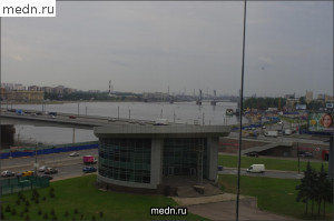 Вид на мост Александра Невского