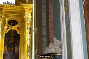 Виды внутри Петропавловского собора