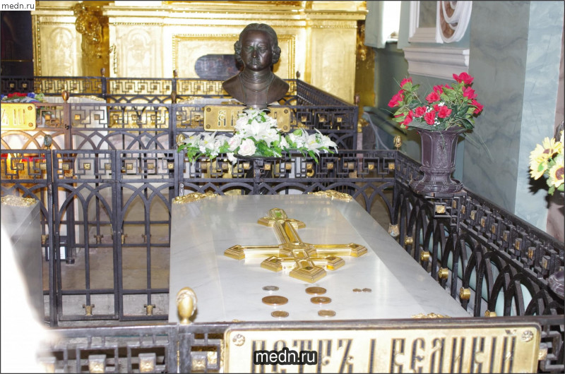 Надгробье Петра Великого